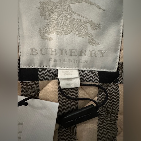 Burberry Baby Black Quilted Jacket, brand new with tag, size 6 months - Picture 5 of 8